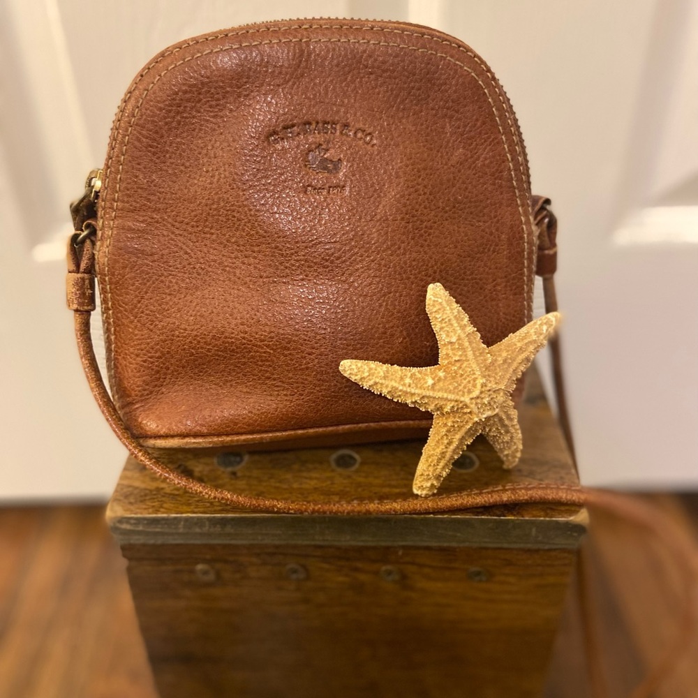Vintage G.H. BASS & CO. Crossbody Bag